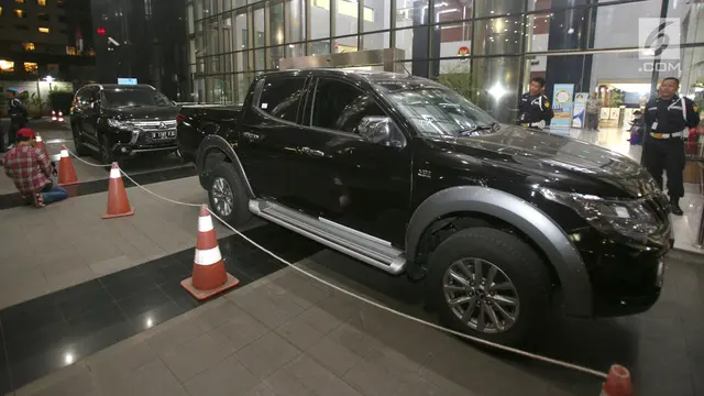OTT Kalapas Sukamiskin, KPK Sita Dua Mobil Warna Hitam