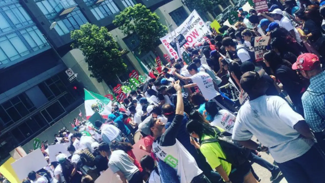 Ini 10 Potret Peringatan May Day 2016 di Seluruh Dunia