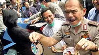 Bisnis Akik Lesu, Andri Alih Profesi Jadi Kurir DVD Porno