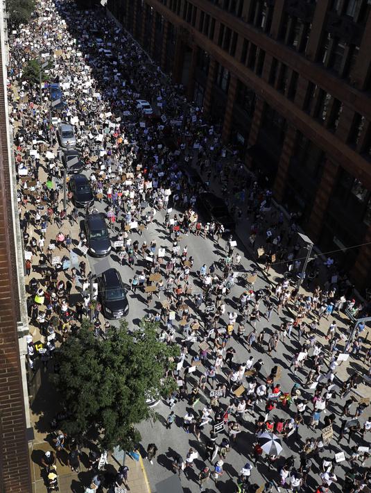 FOTO: Protes Kematian George Floyd Terus Mengguncang AS ...