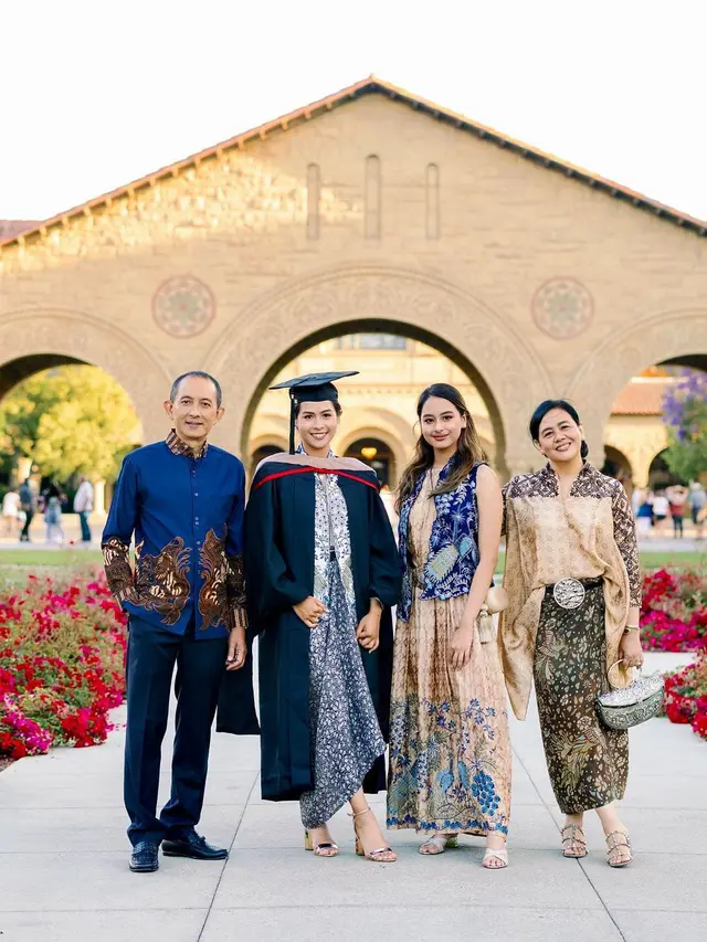 [Fimela] Maudy Ayunda