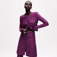 Kesan eksentrik terasa kental pada koleksi Chanel Haute Couture Fall-Winter 2020/21.