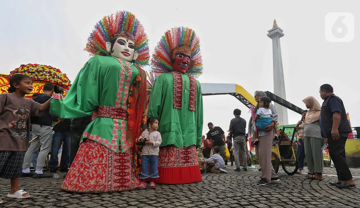 Lebaran Betawi 2025 mengusung tema Menyongsong Lima Abad dengan Semangat Mempererat Kearifan Lokal Masyarakat Betawi. (Liputan6.com/Angga Yuniar)