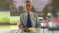 Duta Besar Amerika Serikat untuk Brunei Darussalam, Craig Allen, turut menyindir soal rendang crispy. (Facebook/U.S. Embassy Bandar Seri Begawan, Brunei Darussalam)