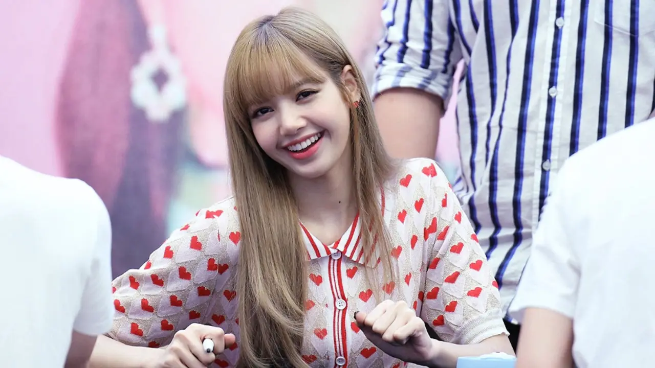 Lisa BLACKPINK