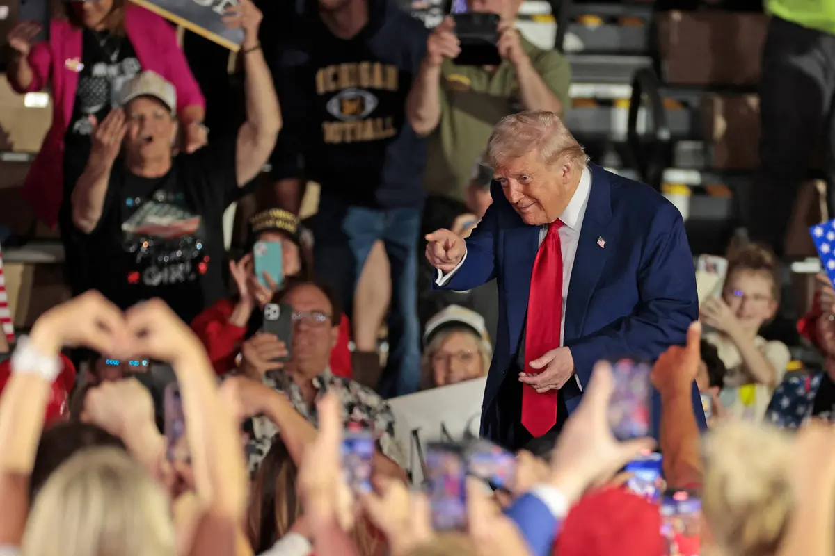 Momen Perayaan 100 Hari Masa Jabatan Kedua Donald Trump