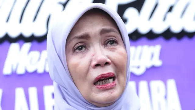 [Bintang] Yanti (Istri Alm. Chrisye)