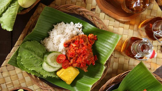  Resep  Sambal  Bawang  untuk  Ayam Geprak Lifestyle Fimela com