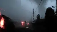 Masuk ke dalam pusaran badai Tornado, bukannya takut pria ini malah bahagia.