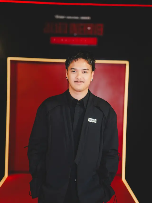 Baskara Mahendra  dalam konferensi pers dan screening Vidio Original Series Jakarta Undercover: Members Only. (dok. Vidio)