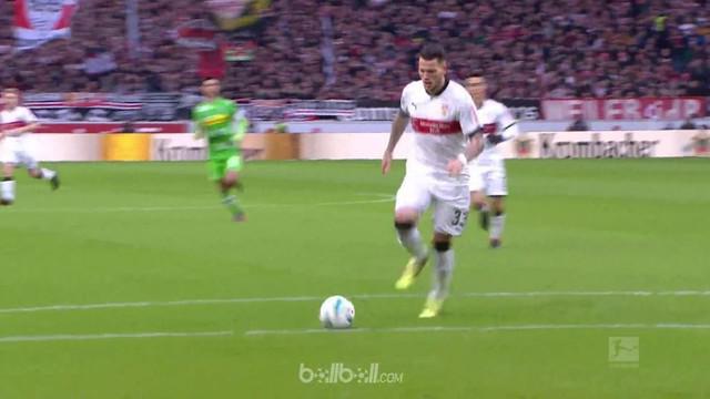 Stuttgart meraih kemenangan pertama dibawah asuhan pelatih baru Tayfun Korkut dengan mengalahkan Borussia Moenchengladbach 1-0. Go...