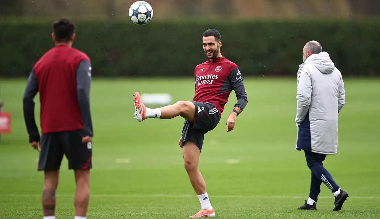 Sementara di Liga Champions 2025/2026, Arsenal berada di posisi kelima dengan 6 poin. (HENRY NICHOLLS/AFP)