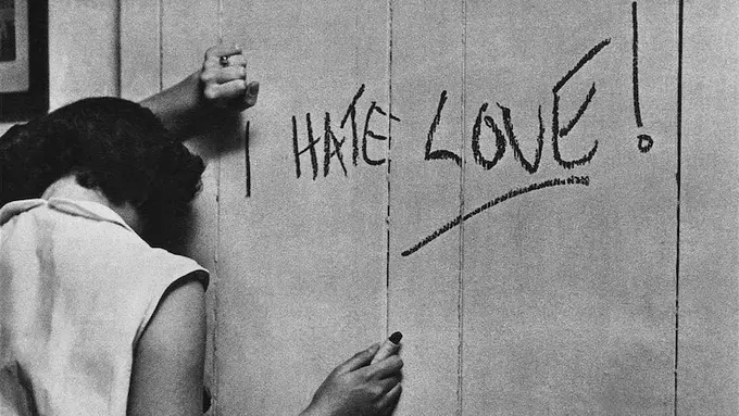 [Bintang] Kata Astrologer: 3 Zodiak Ini Nggak Kenal sama yang Namanya Galau