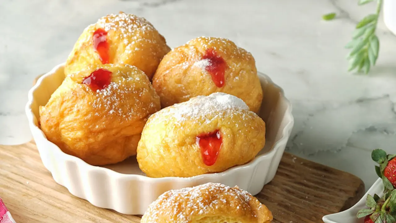 donat bomboloni stroberi