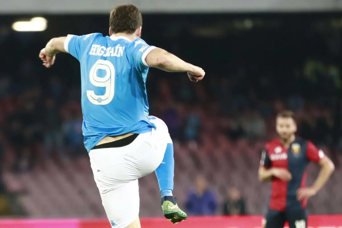 Gol Berkelas Higuain Jadikan Ia Striker Tertajam di Serie A