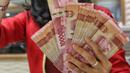 <p>Yen Jepang mencatat pelemahan terdalam yakni 0,81 persen, disusul dolar Singapura yang melemah 0,15 persen, baht Thailand melemah 0,09 persen, yuan China melemah 0,09 persen, ringgit Malaysia melemah 0,04 persen, dolar Hong Kong melemah 0,03 persen, dan rupee India melemah 0,009 persen terhadap dolar AS. (Liputan6.com/Angga Yuniar)</p>