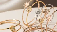 7 Model Gelang Bangle Tipis dengan Aksen Bunga, Sentuhan Klasik yang Tetap Kekinian