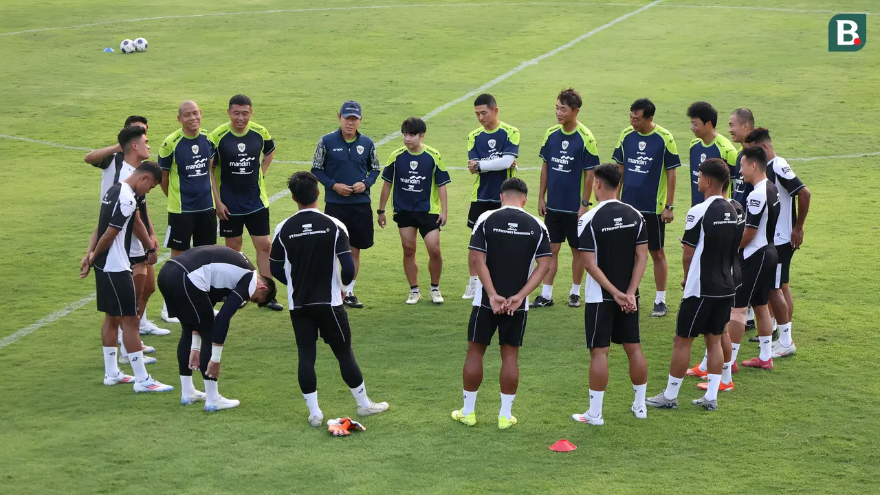 Foto: Minus Adi Satryo, 11 Pemain Ikuti Latihan Terakhir Timnas Indonesia Jelang Hadapi Arab Saudi di Kualifikasi Piala Dunia 2026