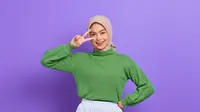 Tampil Fresh dari Pagi Sampai Sore, Ini Trik Makeup Anti-Cakey untuk Lebaran Glow 2026