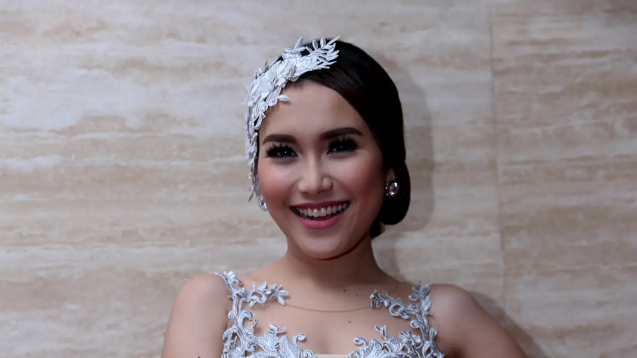 [Bintang] Ayu Ting Ting