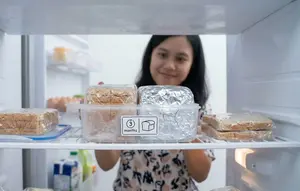 5 Cara Menyimpan Roti Tawar di Kulkas Agar Tetap Lembut dan Tidak Kering