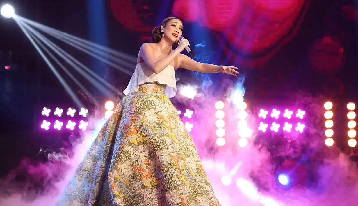 Pada ajang tersebut, Bunga Citra Lestari mendapatkan gelar sebagai The Brightest Star 2017. (Bambang E. Ros/Bintang.com)