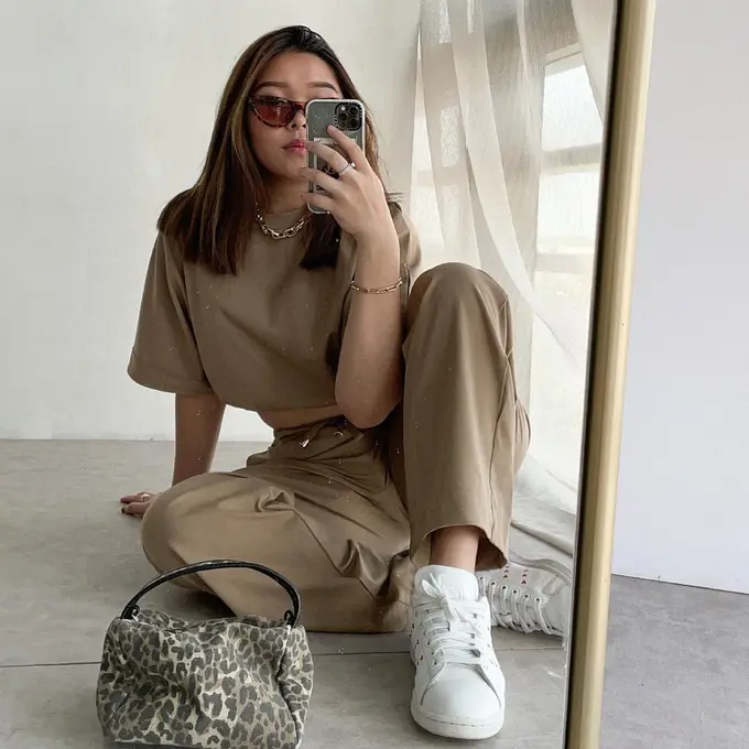 Koleksi pakaian Meiji Beyond Fashion/dok. Instagram @meijibeyondfashion