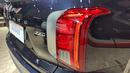 Stoplamp Hyundai Palisade Facelift menggunakan lampu LED Combination lamp dengan bentuk menyerupai trapesium dengan tarikan garis kearah depan di bagian atas lampunya.