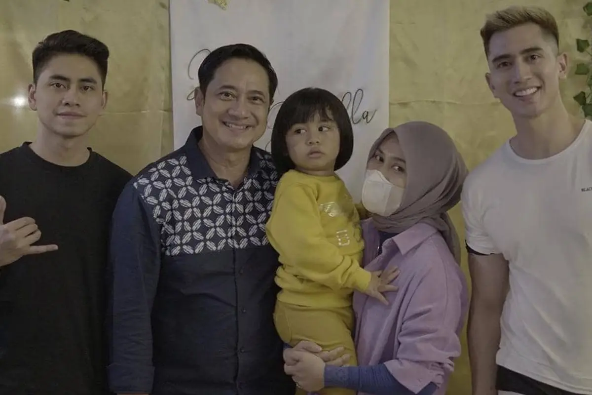 Potret Mesra Ivan Fadilla Mantan Suami Venna Melinda dan Istrinya Sekarang yang Jarang Tersorot