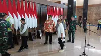 Pasca tiba di Tanah Air, sebanyak 385 WNI yang dievakuasi dari Sudan, tidak langsung dipulangkan ke kampung asalnya masing-masing. Melainkan, mereka langsung ditampung sementara di Asrama Haji Pondok Gede.