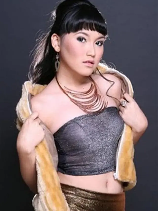 [Bintang] Ayu Ting Ting