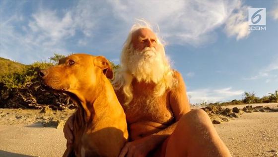 Bangkrut, Miliarder Ini Tinggal di Pulau Terpencil