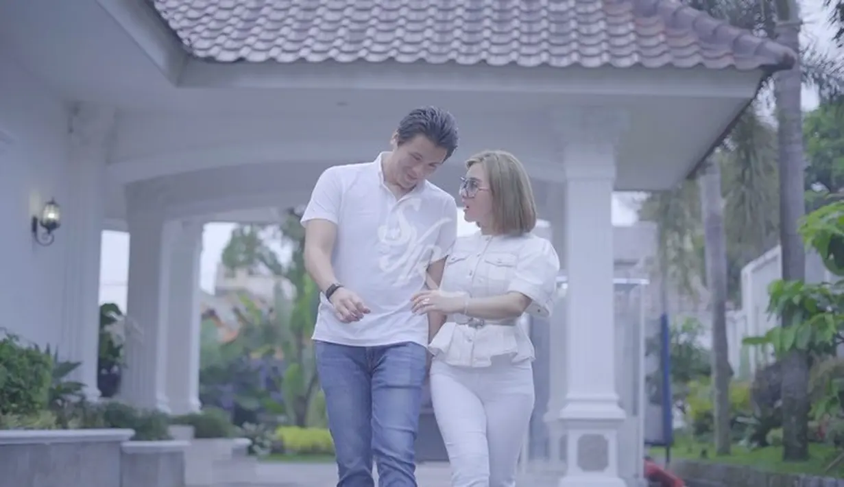 (Instagram/princessyahrini)