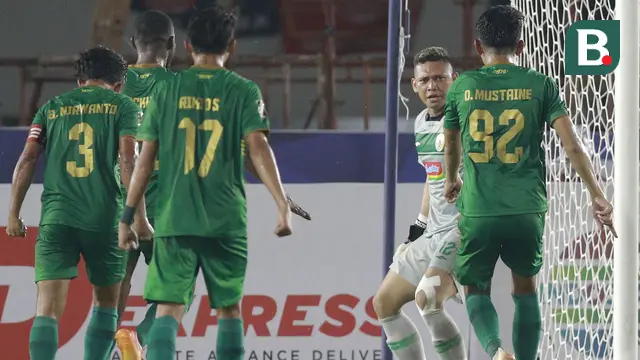 Foto: Fabiano Beltrame Gagal Eksekusi Penalti, Persis Solo Ditahan Imbang Tanpa Gol di Laga Pembuka Piala Presiden 2022