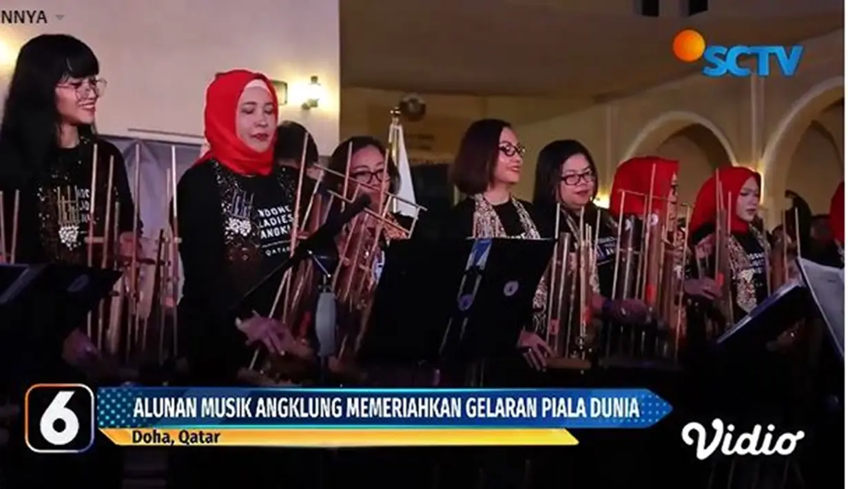 Yayasan Katara Cultural Village Foundation merupakan pusat kebudayaan yang berlokasi di Doha dan kerap menampilkan pertunjukkan teater, sastra, musik, seni visual, dan pameran. Grup kesenian khas Jawa Barat itu pun membuat bangga masyarakat Indonesia saat musiknya menggema dan menghibur para suporter ajang sepak bola internasional tersebut.  (Liputan6.com/Vidio/SCTV)