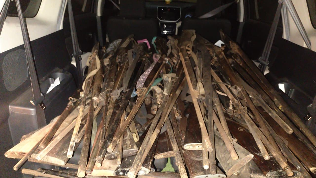 Senjata Api Jenis Locok Yang Diserahkan Warga Sekitar Taman Nasional Ujung Kulon. (Dokumentasi Polda Banten).