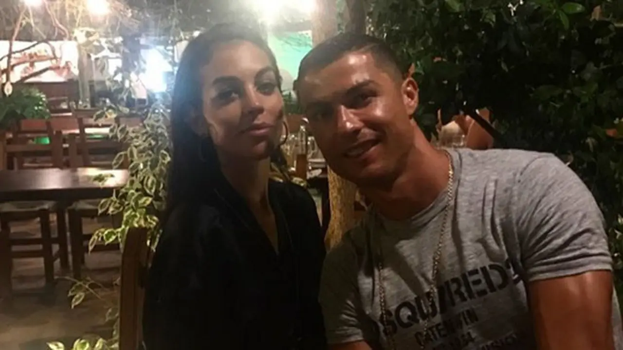 [Bintang] Cristiano Ronaldo - Georgina Rodriguez