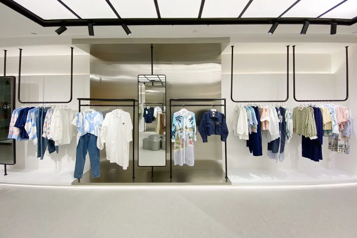 Konsep Kasual Minimalis di Gerai Terbaru Cottonink di Plaza Indonesia