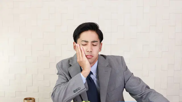 Badan Lemas karena Lelah atau Malnutrisi, Apa Bedanya? (Sunabesyou/Shutterstock)