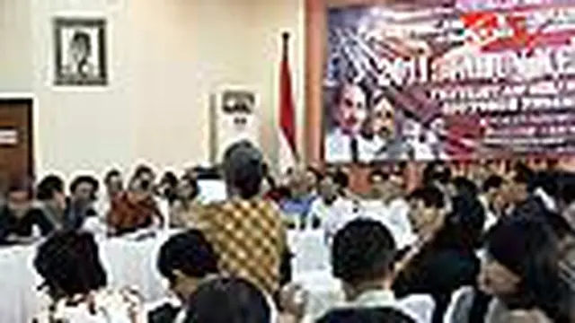 Seratus Tokoh Kritik Presiden