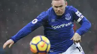 Wayne Rooney jadi pahlawan Everton saat imbangi Liverpool (PAUL ELLIS / AFP)