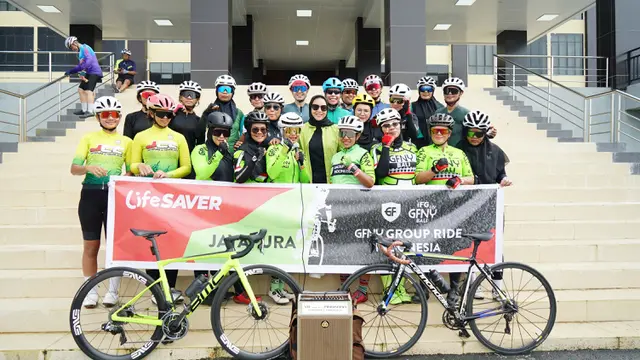 Dongkrak Pariwisata Tanah Air, Peserta Group Ride ke-6 GFNY Bali - IFG Life 2023 Susuri Jayapura