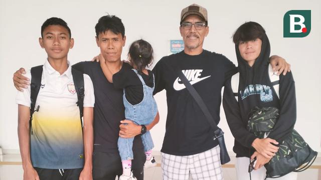 Daniel Alfrido dan Dodok Anang Zuanto foto bersama Erick Ibrahim serta Tristan Raissa