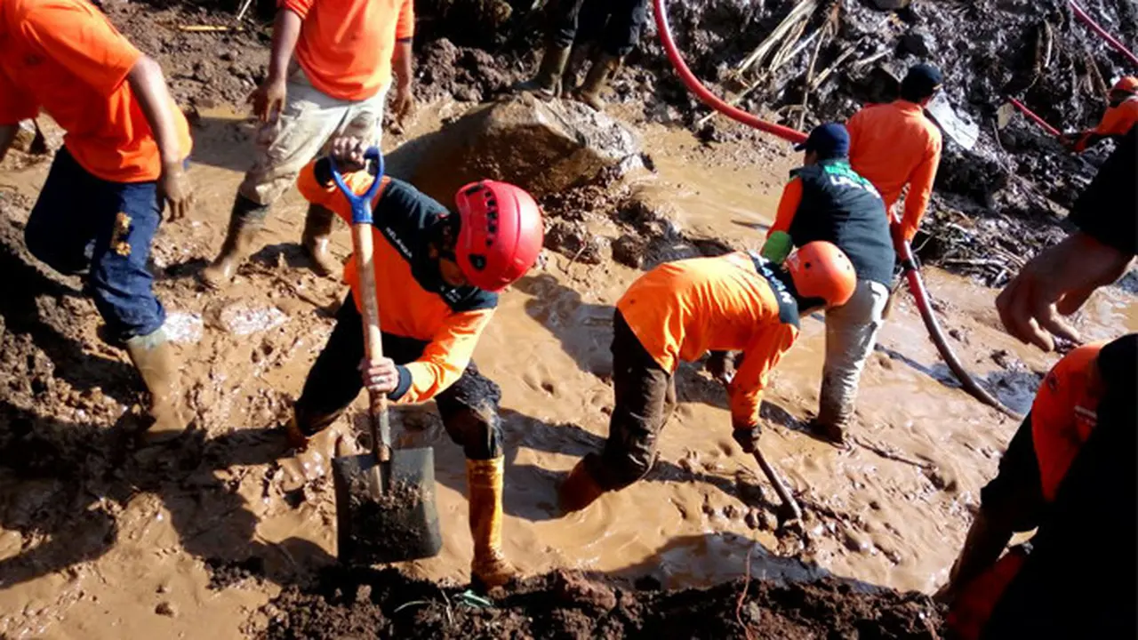 Longsor Ponorogo, RZ Buka Dapur Umum untuk Para Korbannya