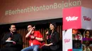 <p>COO Vidio, Hermawan Sutanto (tengah) memberikan keterangan saat acara malam apresiasi penonton setia Vidio bersama eks pemain Manchester United, Owen Hargreaves yang berlangsung di SCTV Tower, Senayan, Jakarta, Jumat (15/12/2023). (Bola.com/Bagaskara Lazuardi)</p>