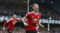 Gelandang Manchester United, Morgan Schneiderlin, mengungkapkan keseriusan timnya dalam melakoni laga Piala Liga Inggris. (Reuters / Carl Recine)