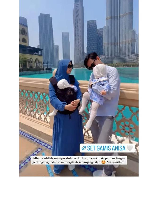 8 Momen Anisa Rahma dan Anandito Dwis Ajak Anak Kembar Jalani Umroh, Curi Perhatian