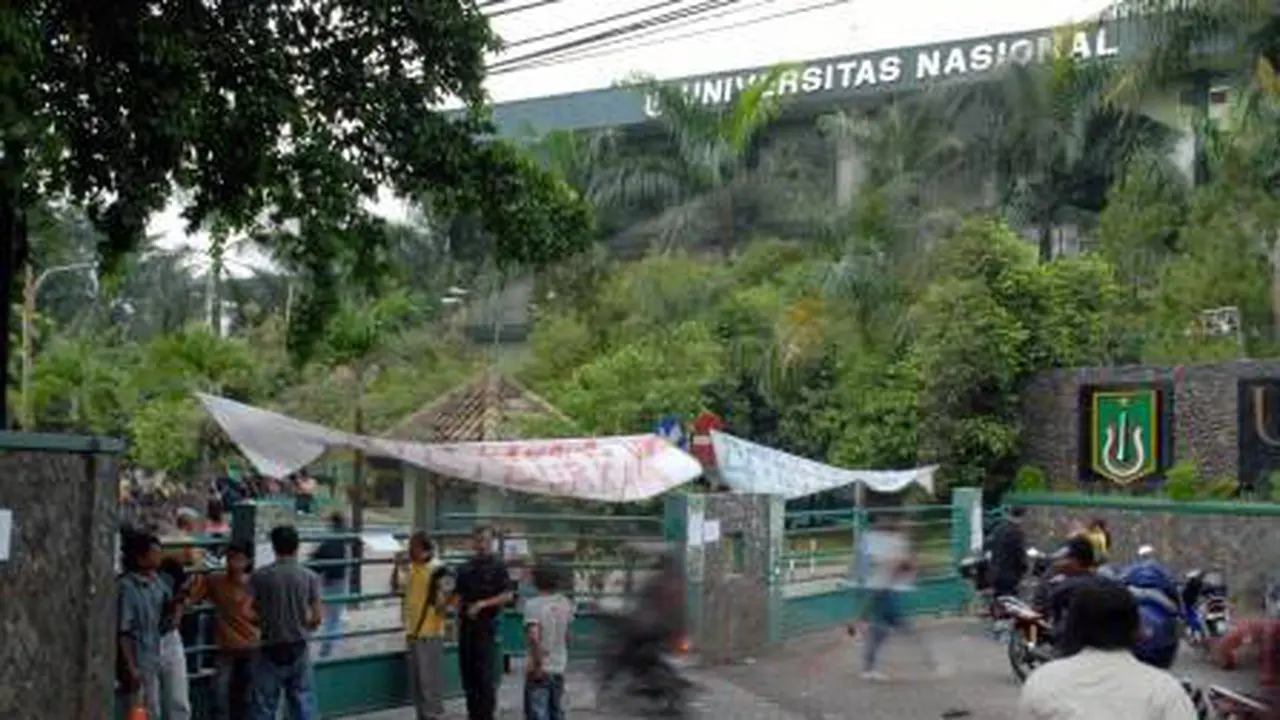 Dinilai Otoriter, Mahasiswa Tuntut Pejabat Rektorat Unas Mundur