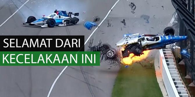 VIDEO: Pebalap Indy Car Ini Selamat dari Kecelakaan Maut