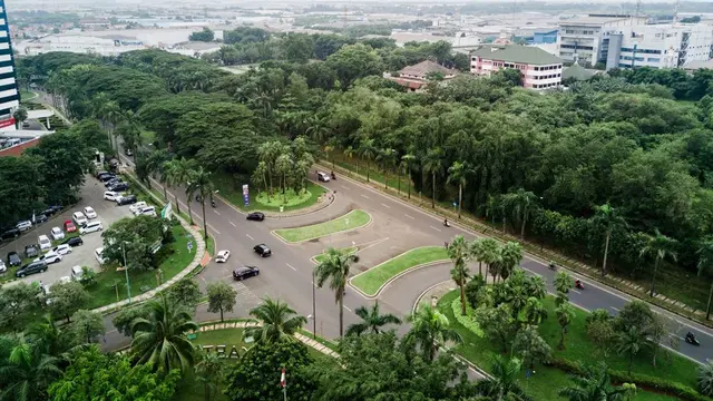 Lippo Cikarang berkomitmen melakukan penghijauan kawasan dan berupaya mendukung keanekaragaman hayati dengan mengintegrasikan konsep “eco-living” ke kawasan.  (Dok (LPCK)
